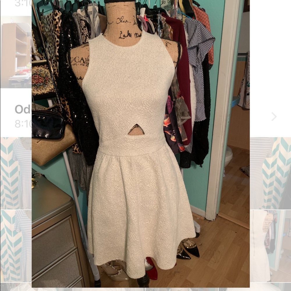 Xhilaration White floral dress !!!